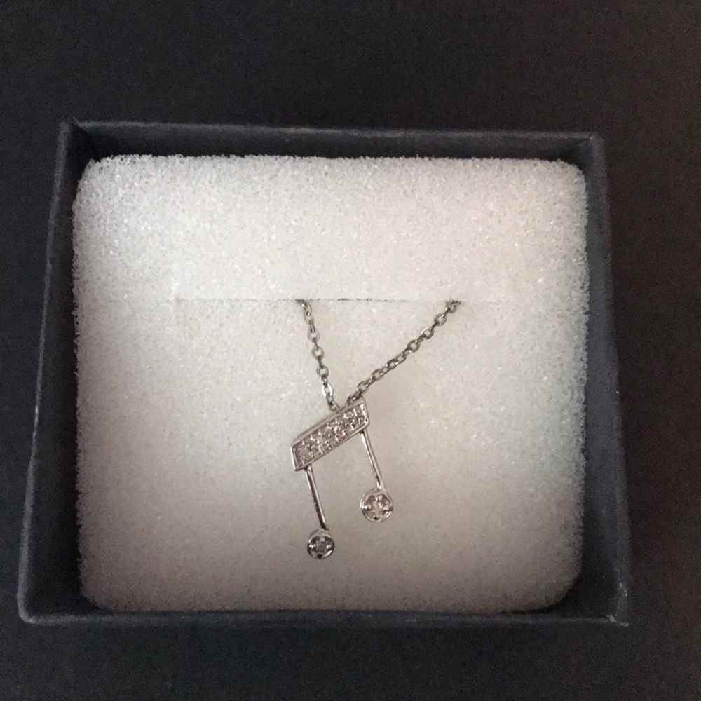 Musical Note Necklace